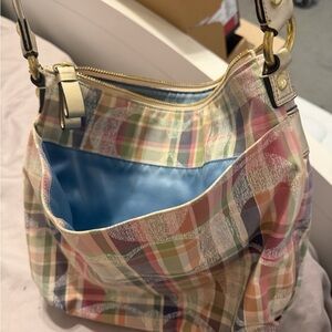 Elegant Multicolor Plaid Shoulder Bag
